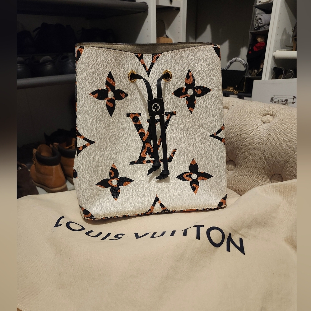 Limited Edition Louis Vuitton Jungle Neo Noe In Excellent Conditon